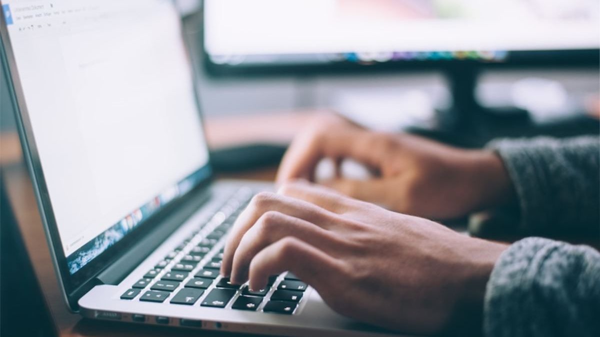 The Benefits of Using Intelligent Search for Businesse